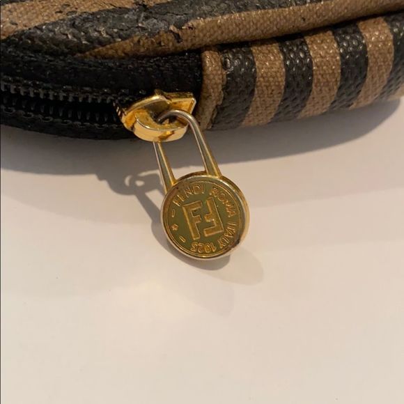 Authentic Vintage Fendi Pequin Cosmetic Bag - Picture 3 of 7